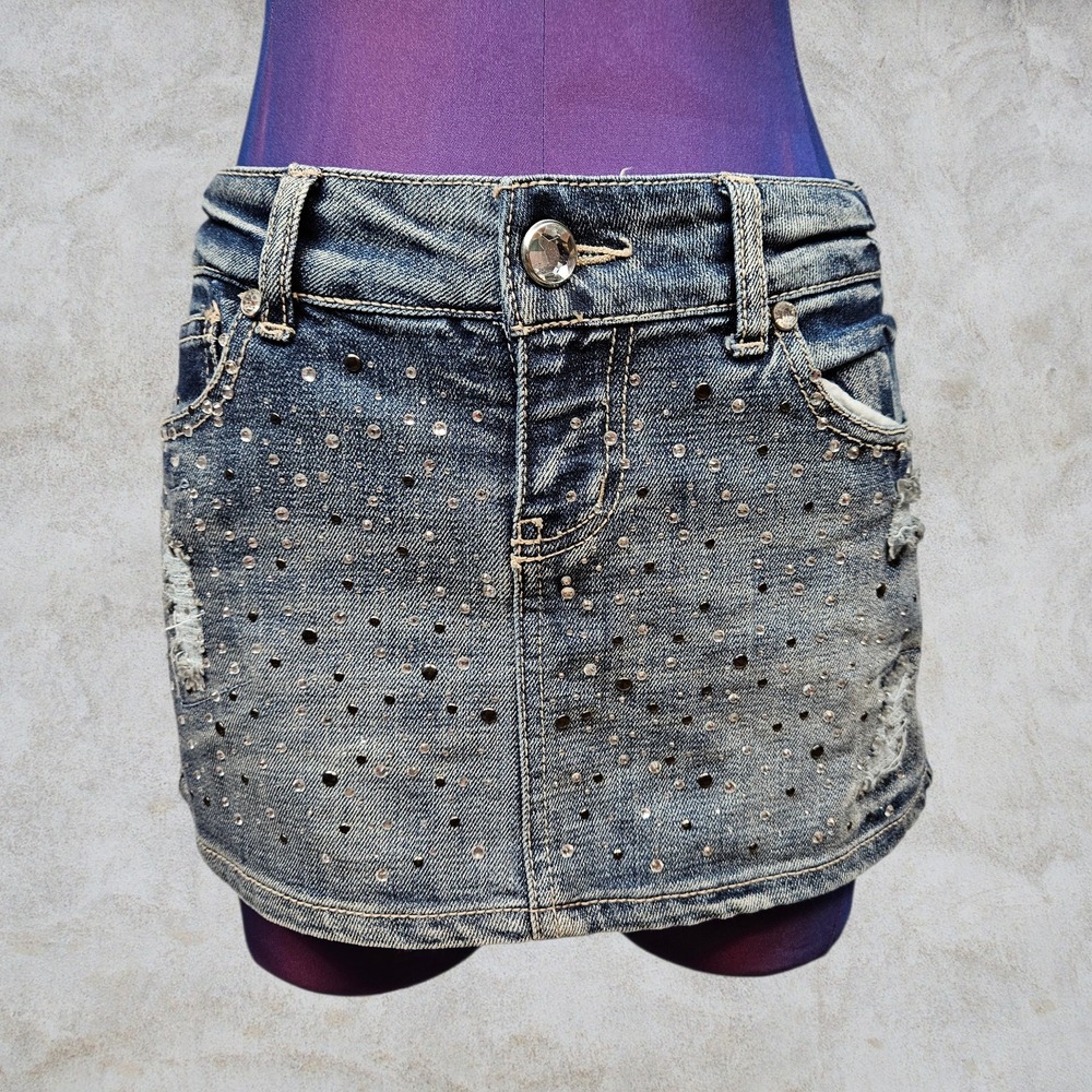Truce Denim Micro Skirt Size 3 Rhinestone Studded Distressed Medium Wash Y2K K41